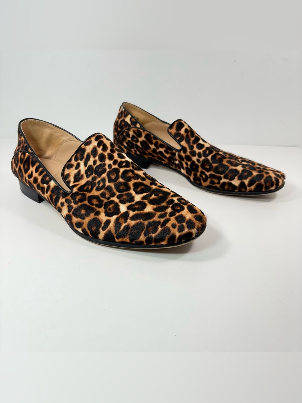 Clarks Pure Viola Leopard Calf Hair Loafers Womens size 9M Slip On Flats Shoe